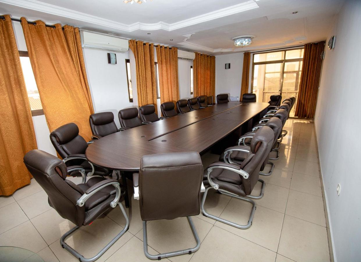 Hotel Everest Rd Congo Kinshasa Exterior photo